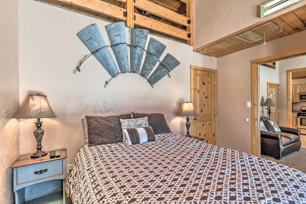 Spacious Ruidoso Home With Hot Tub And Fireplaces 外观 照片