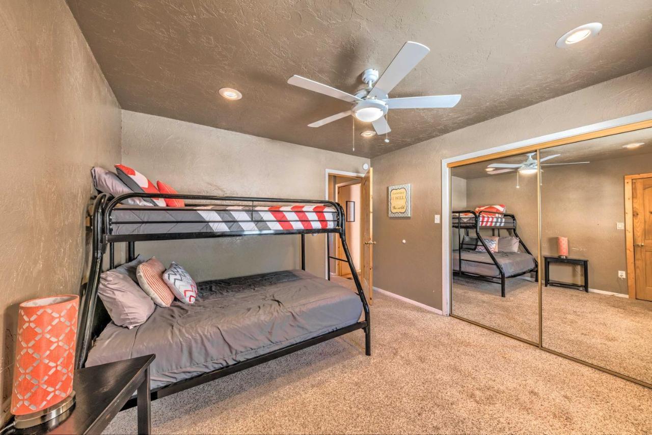 Spacious Ruidoso Home With Hot Tub And Fireplaces 外观 照片