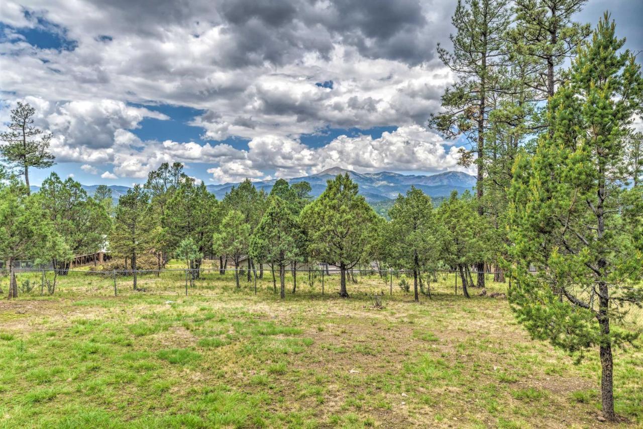 Spacious Ruidoso Home With Hot Tub And Fireplaces 外观 照片