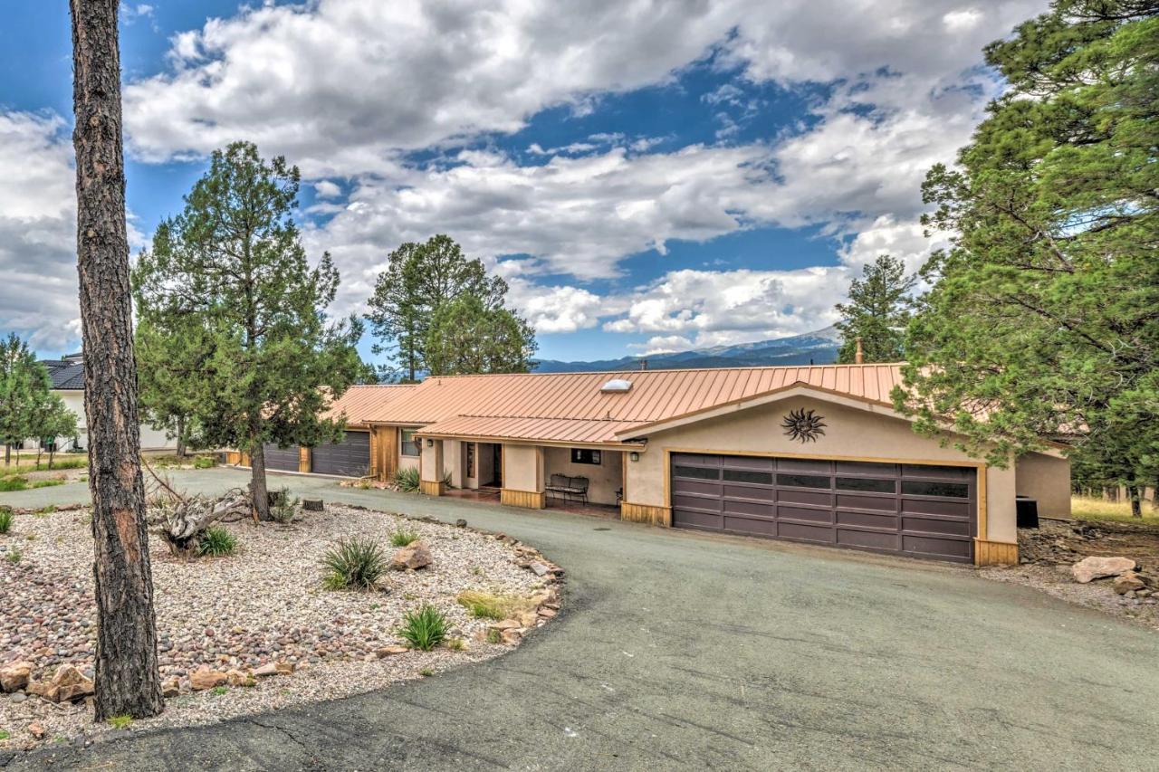Spacious Ruidoso Home With Hot Tub And Fireplaces 外观 照片